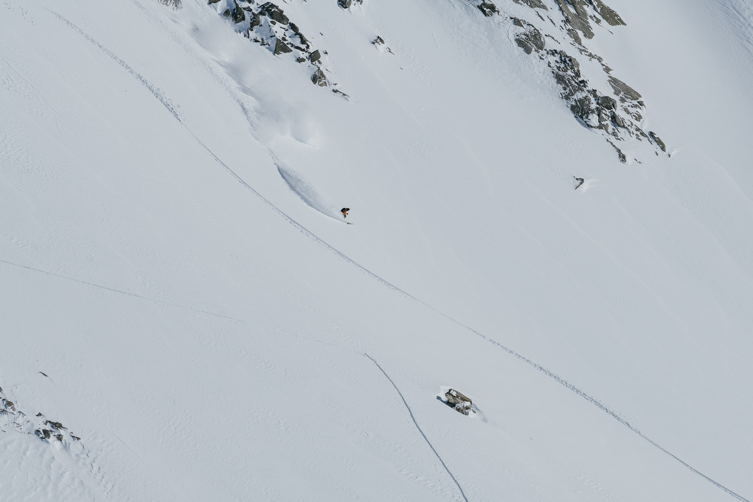 Skiing Alteck 02.22-0257